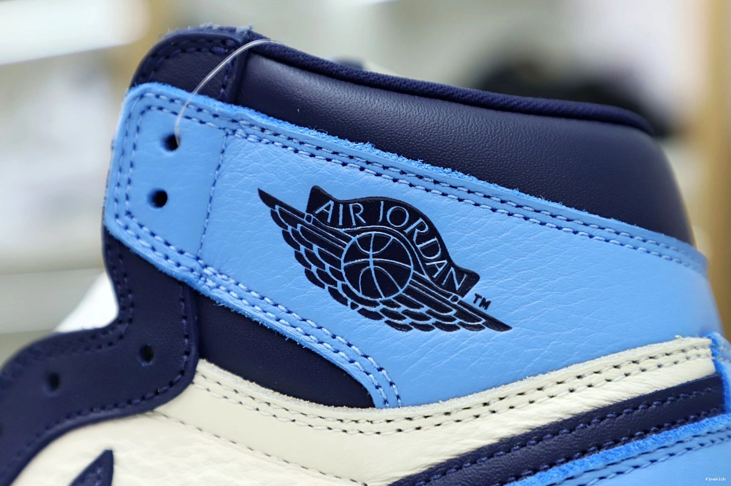 AIR RETRO 'OBSIDIAN' HIGH JORDAN OG 1 0727